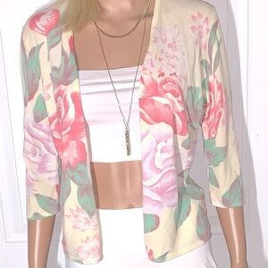 Mag pale yellow floral cardigan slightly cropped